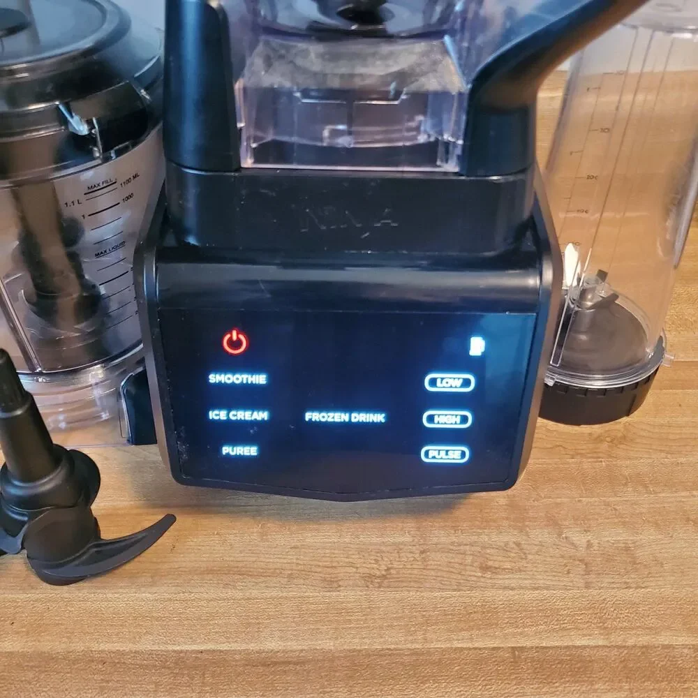 Ninja Intelli-Sense Touchscreen Blender System